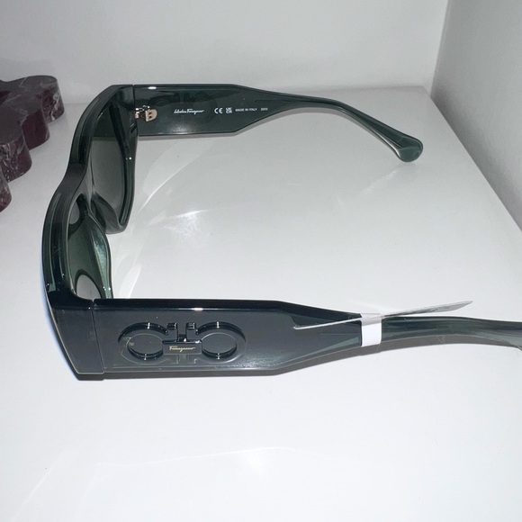 Ferragamo Rectangle Sunglasses - Picture 4 of 11